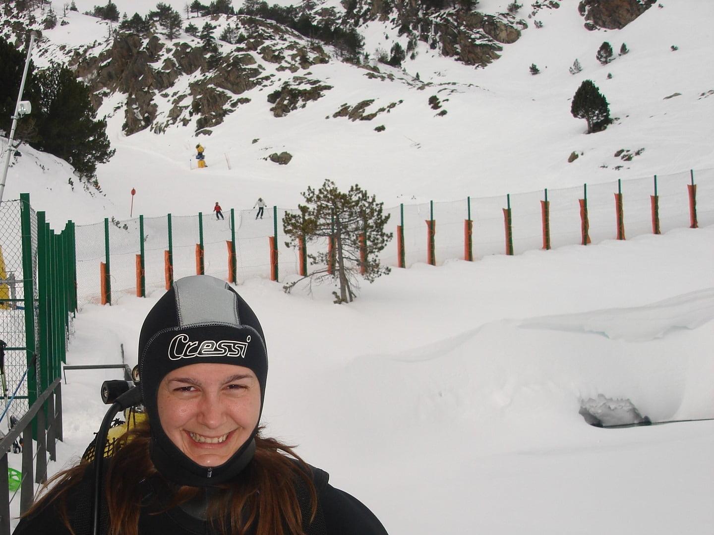 Scuba diver and skiers sharing the scenery Scuba diver and skiers sharing the scenery