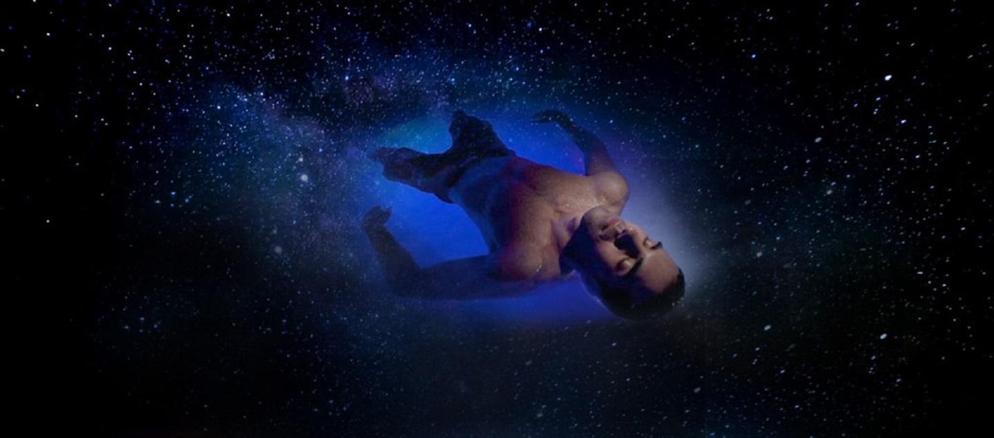 Keep calm and float Keep calm and float relaxing