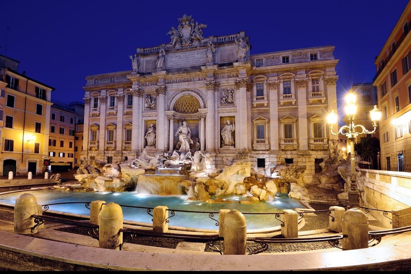 Trevi Fountain, more than 1M eur in coins raised every year 