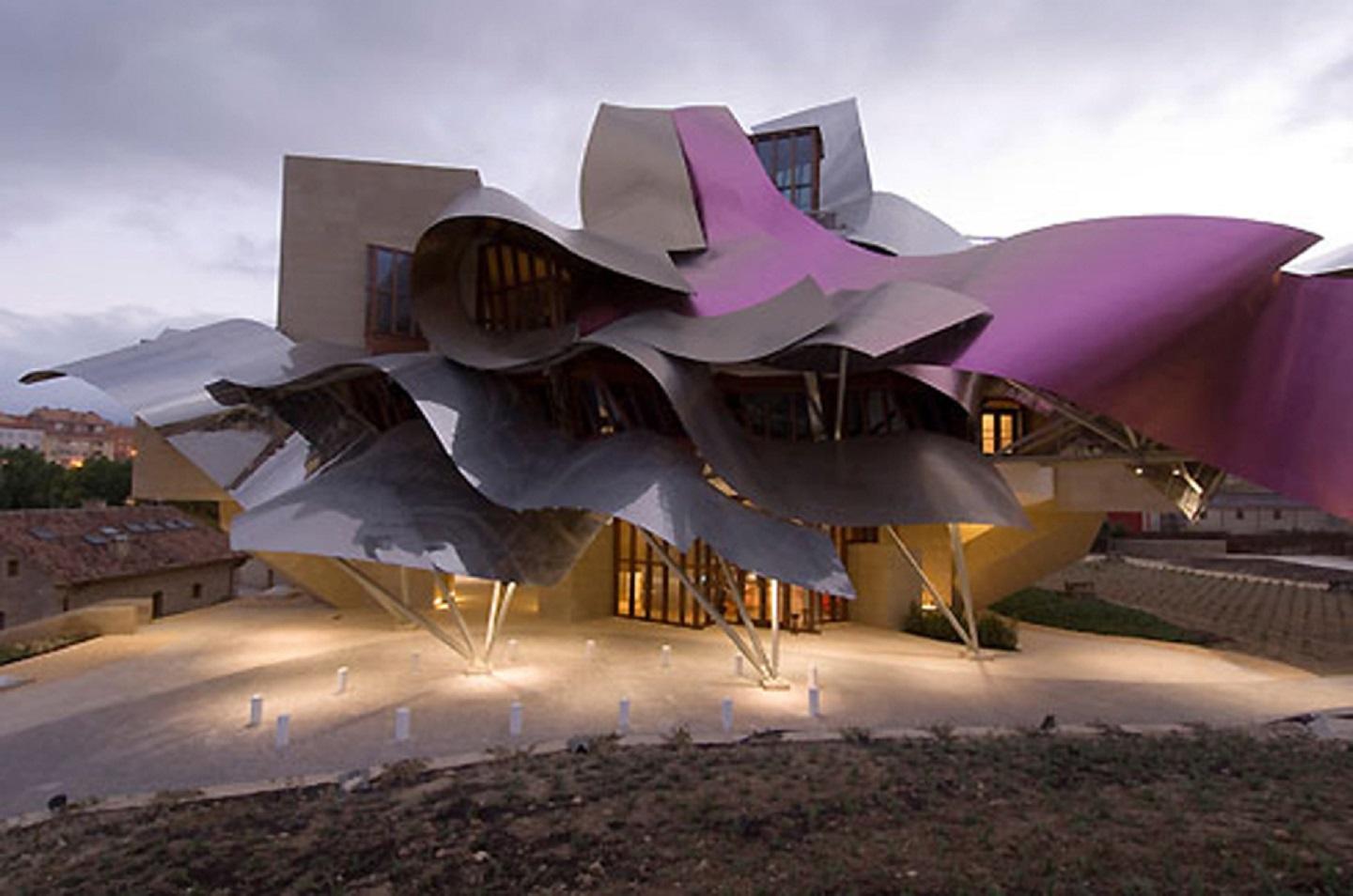 Picture of Marqués de Riscal building, Spain